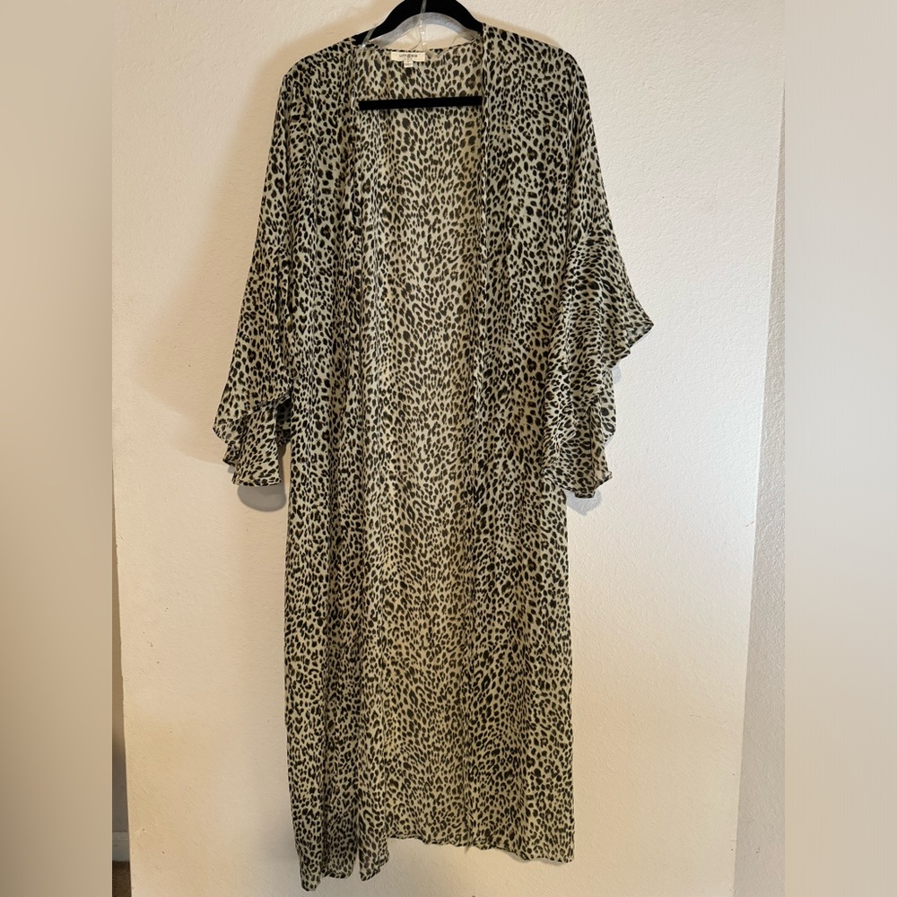 Cheetah duster